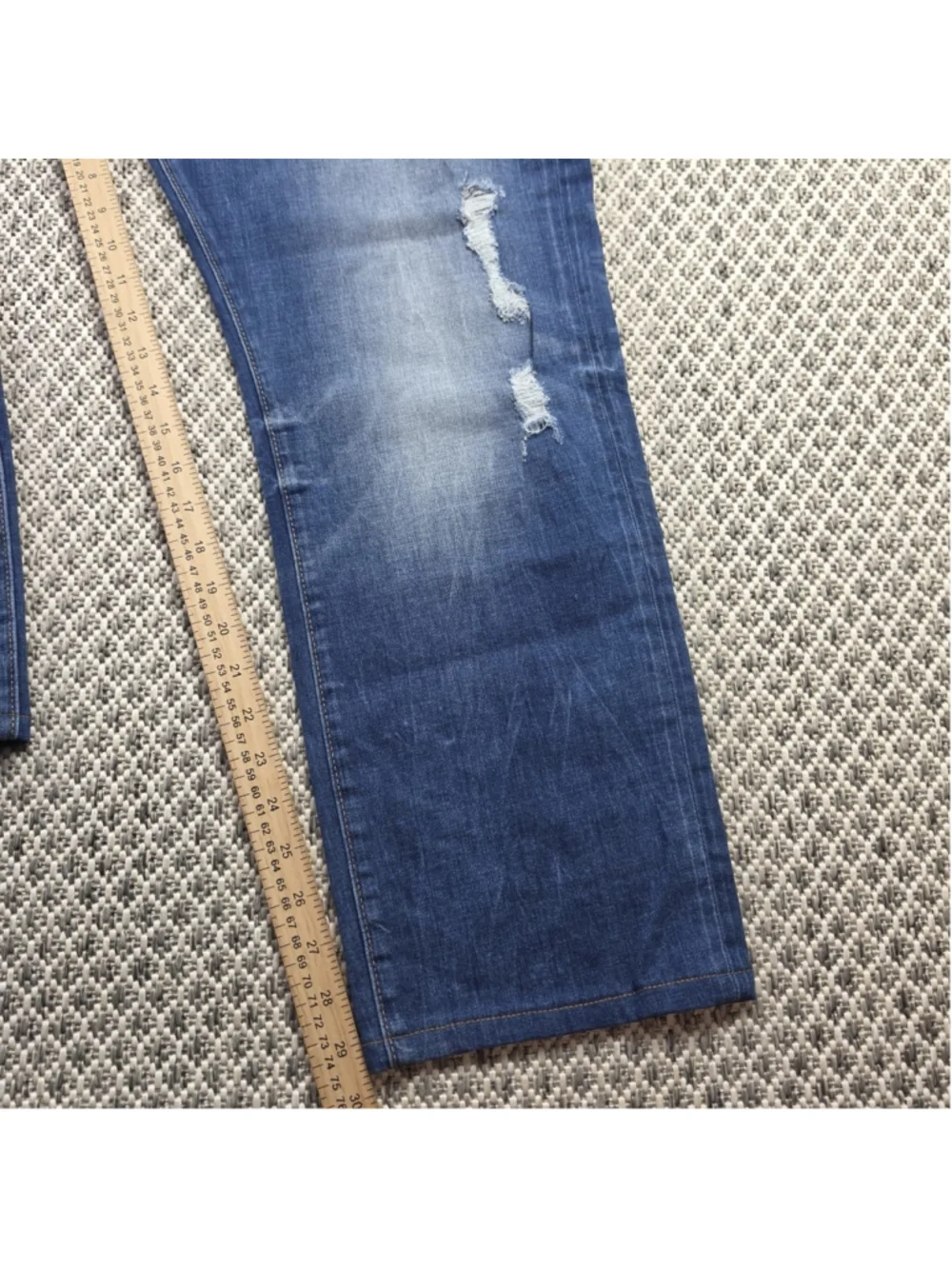 True Religion Geno Jeans Mens 42 Relaxed Slim Distressed Blue Flap Pocket Denim